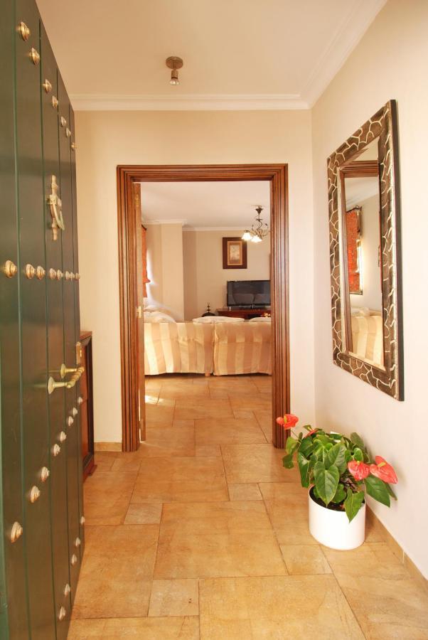 Апартаменти Isla De Benalmadena 1, Jacuzzi, 80M From The Sea, Ac, Bbq, Private Parking, Big Terrace Екстер'єр фото