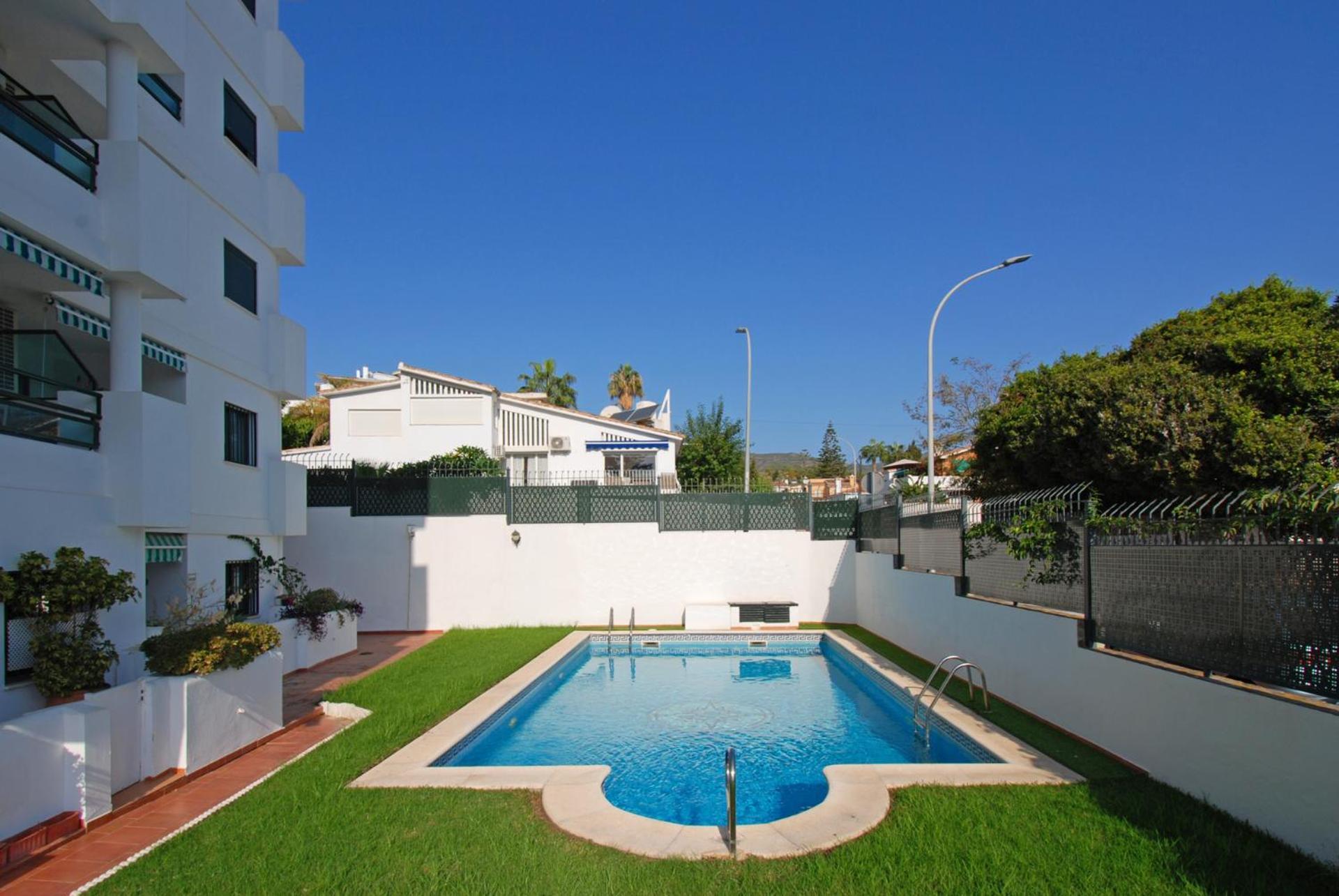 Апартаменти Isla De Benalmadena 1, Jacuzzi, 80M From The Sea, Ac, Bbq, Private Parking, Big Terrace Екстер'єр фото